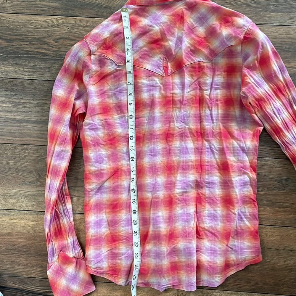 Wrangler button up - Picture 3 of 6
